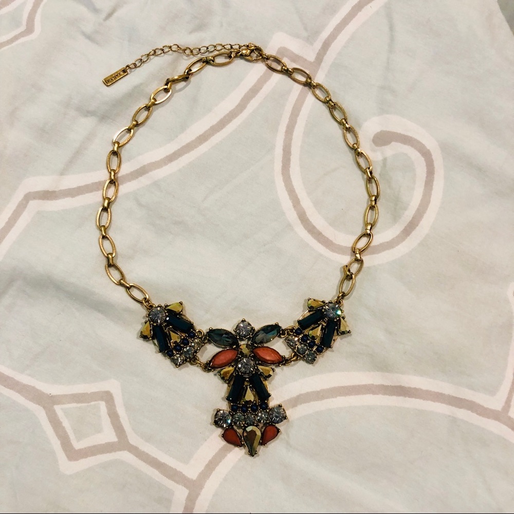 Jewel mint statement necklace